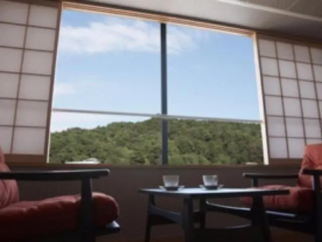 이츠쿠시마 이로하