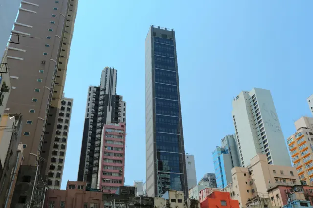위 호텔