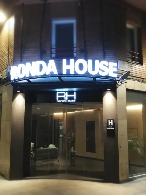 론다 하우스